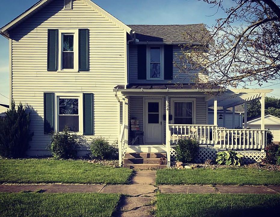 1st image of 324 W Elm St