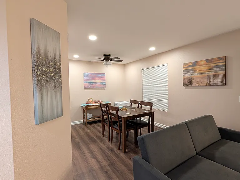 1110 W Blaine St #101 — Photo 2