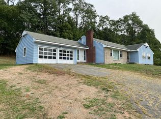 1506 Tolland Tpke, Manchester, CT 06042