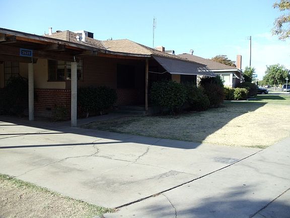 5th image of 2823 N Cedar Ave