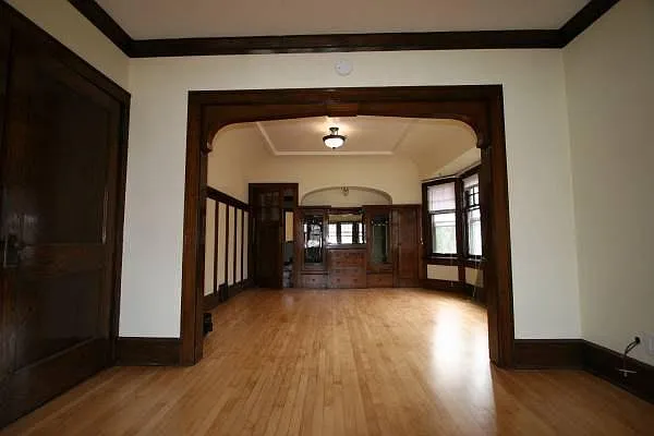 2928 S Lenox St #1 — Photo 5