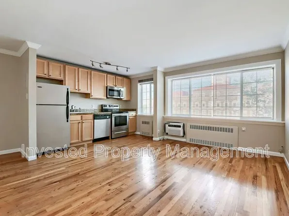 1450 Albion St APT 304, Denver, CO 80220