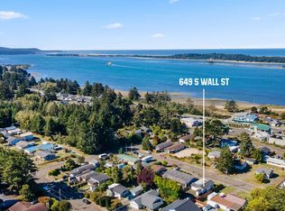 649 S Wall St, Coos Bay, OR 97420