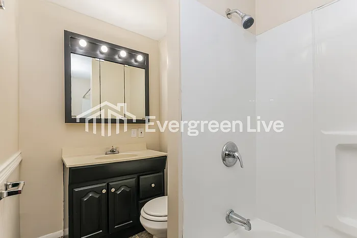 5512 Shady Oak St — Photo 10
