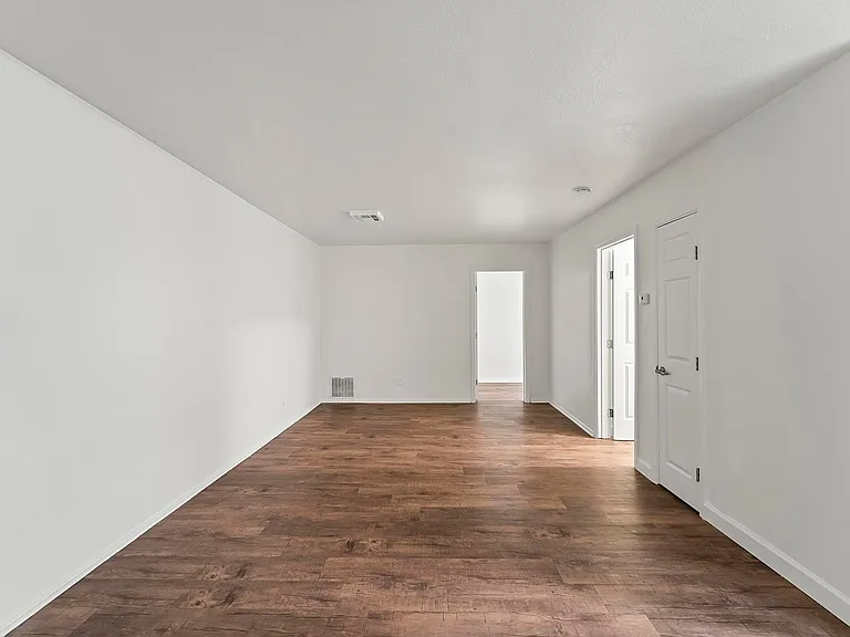 Metro Apartments At Bethalto — Photo 20