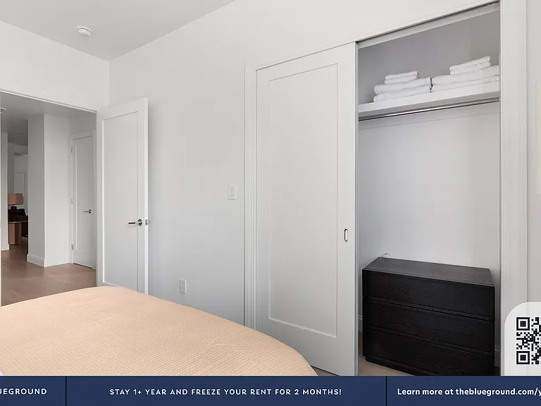 915 W End Ave #406 — Photo 16