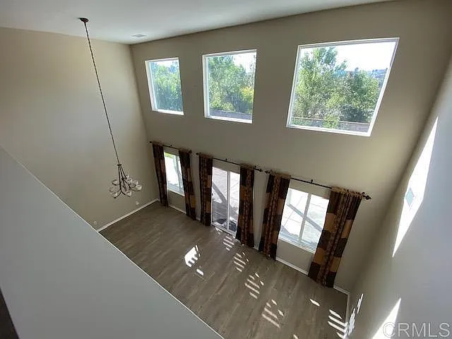 2330 Douglaston Gln — Photo 9