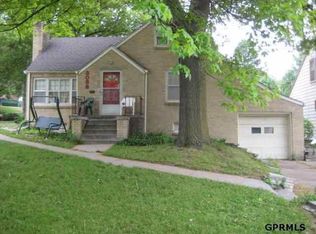 3088 Martin Ave, Omaha, NE 68112