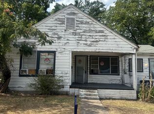 308 E Martin Luther King Dr, Ennis, TX 75119