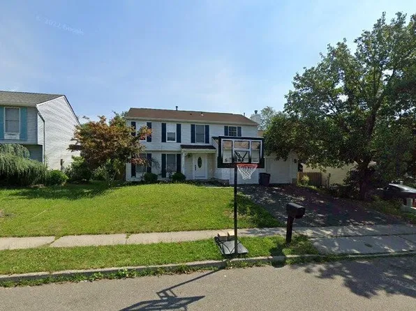 12 Compass Ln, Barnegat, NJ 08005