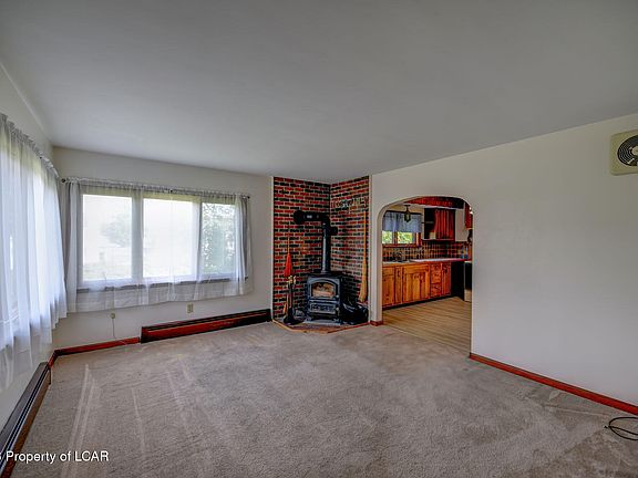 4th image of 176 Hunlock Harveyville Rd