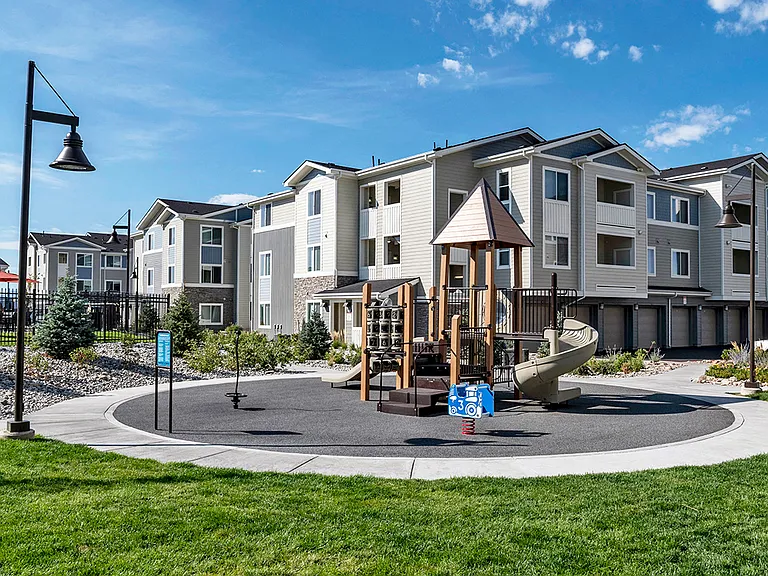 The Overlook at Interquest Apartments — Photo 5