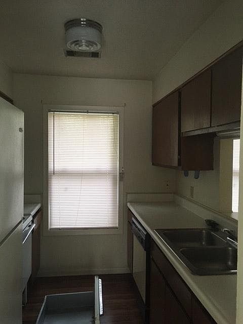 2nd image of 133 Old Jericho Rd