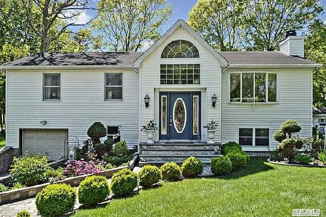 1st image of 10 Olive Ln