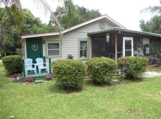 111 Palm Ave, Seffner, FL 33584