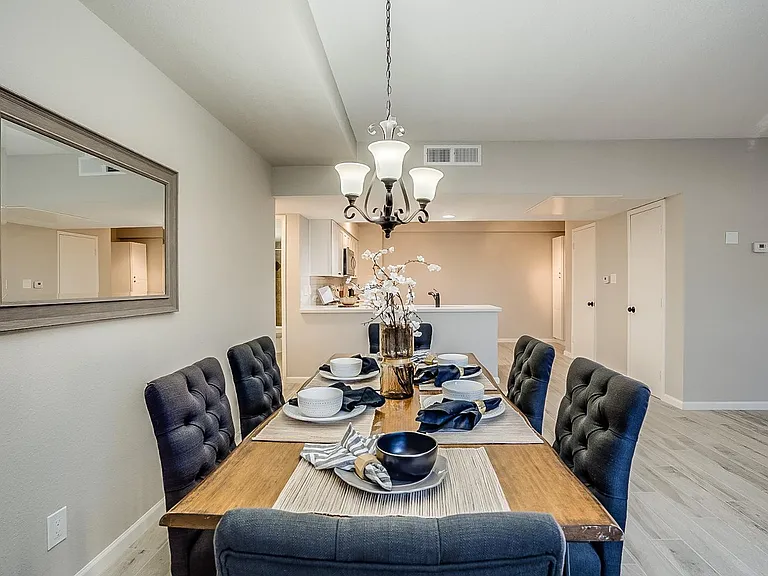 351 E Thomas Rd #D201 — Photo 12
