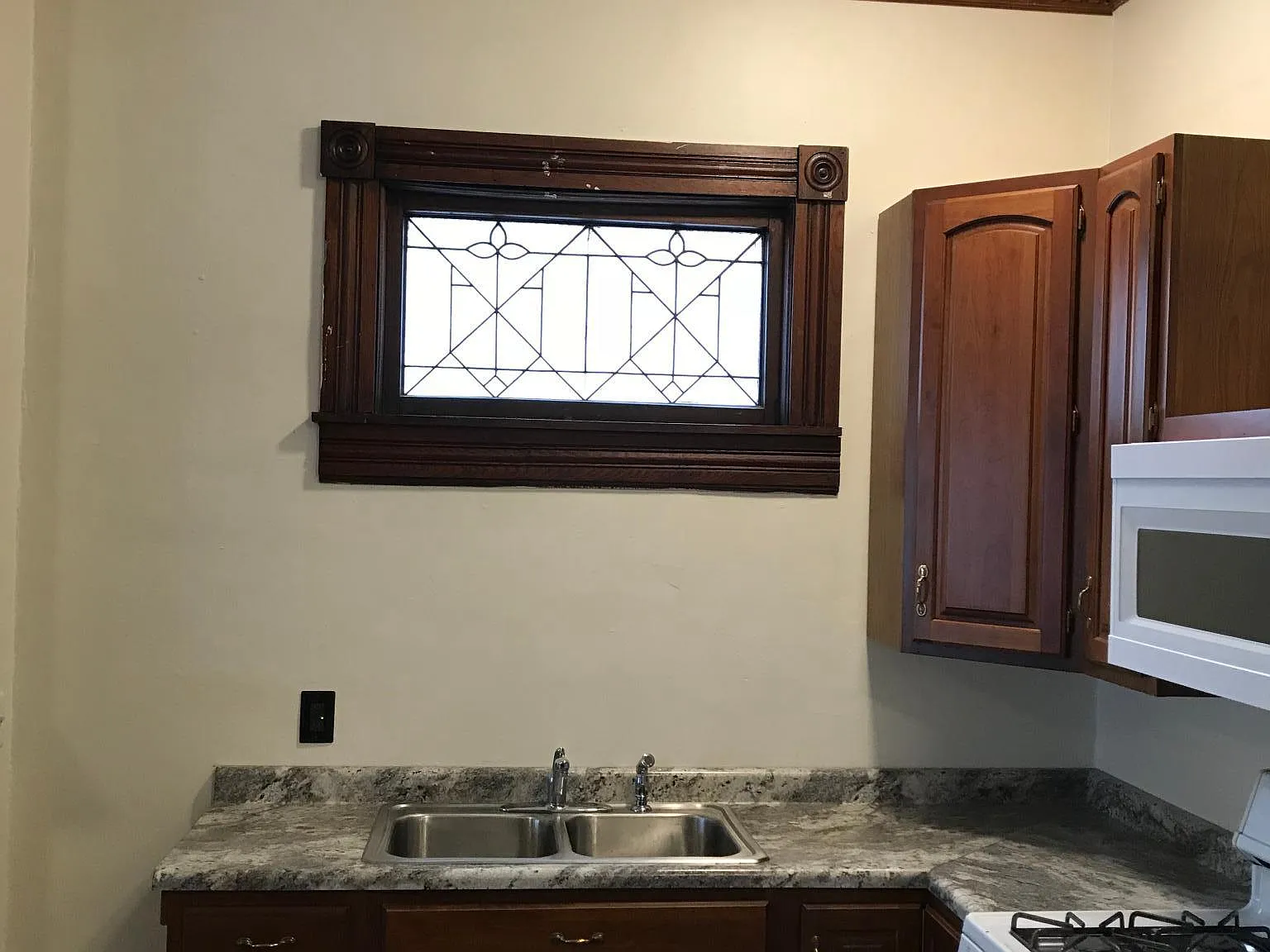 1 bed, 550 sqft, $900 — Photo 4