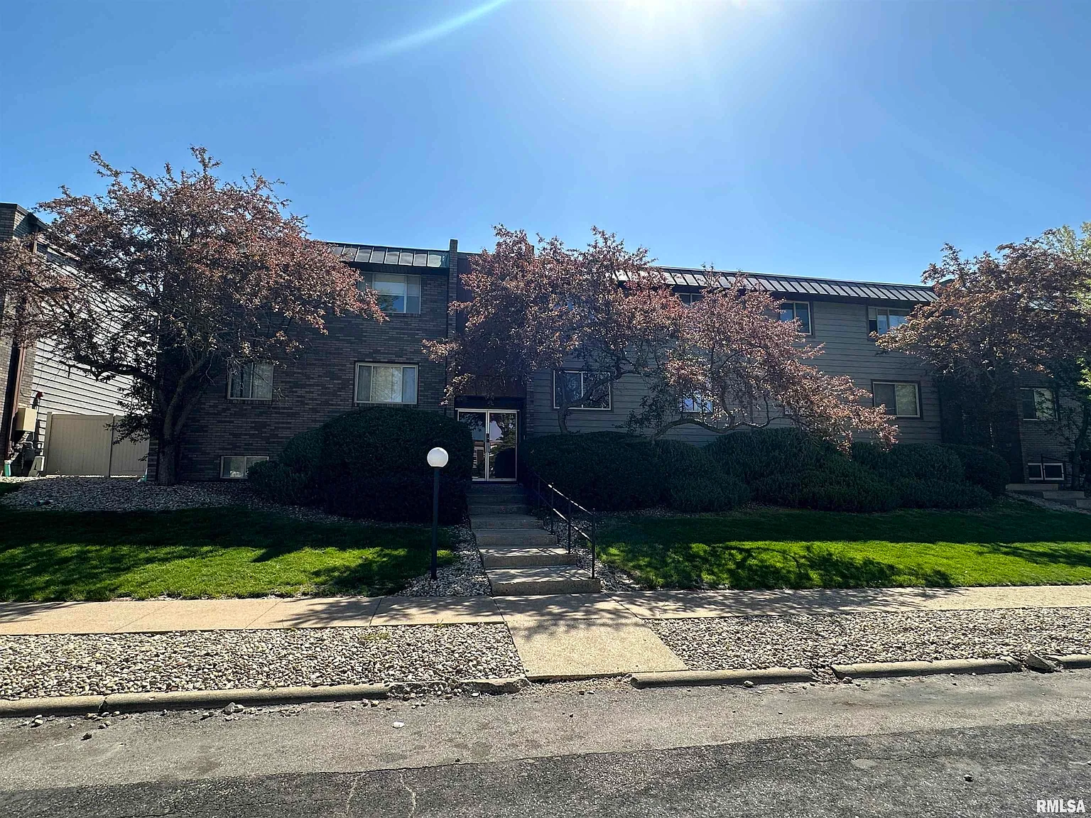 3623 N Sterling Ave APT C6 photo 1