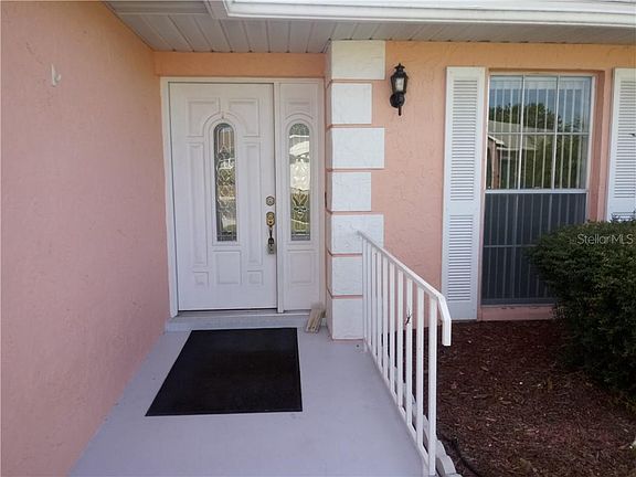 4th image of 1710 Orchid Ct