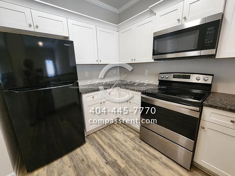 206 Lyndon Way NW — Photo 11