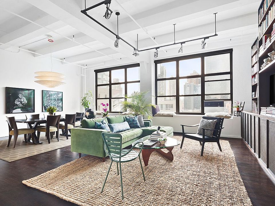 1st image of 448 W 37th St APT 8B