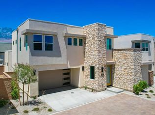 2667 Maverick Ln, Palm Springs, CA 92264