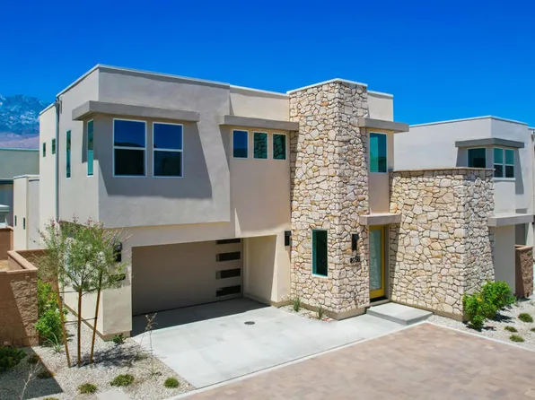 2677 Maverick Ln, Palm Springs, CA 92264
