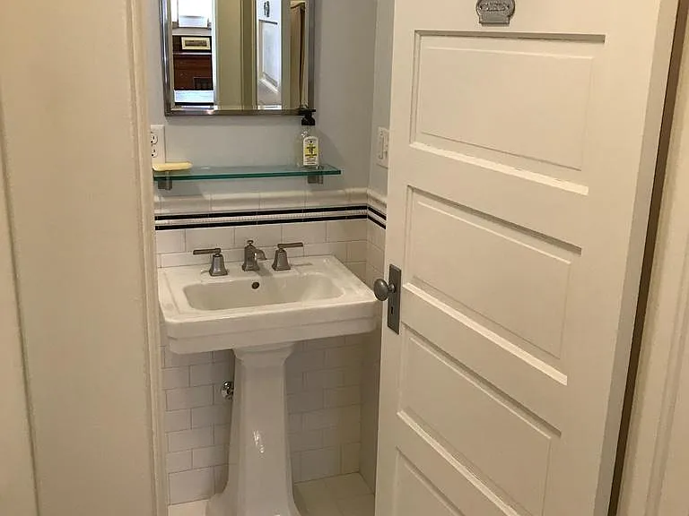 42 Austin Ave #1 — Photo 5