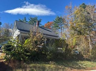41 Park St, Boscawen, NH 03303