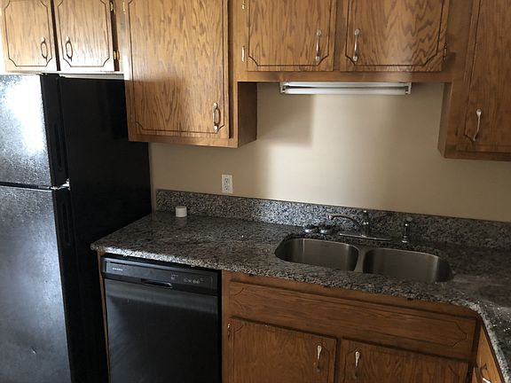 5th image of 500 Dylan Ln #42