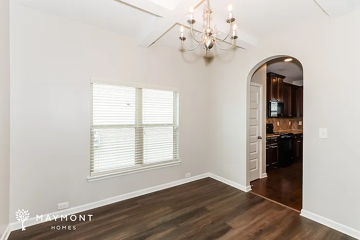 2750 Huntcliffe Dr — Photo 5