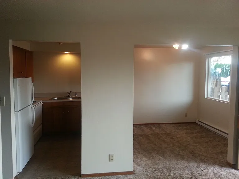007-Garden Apartments — Photo 15