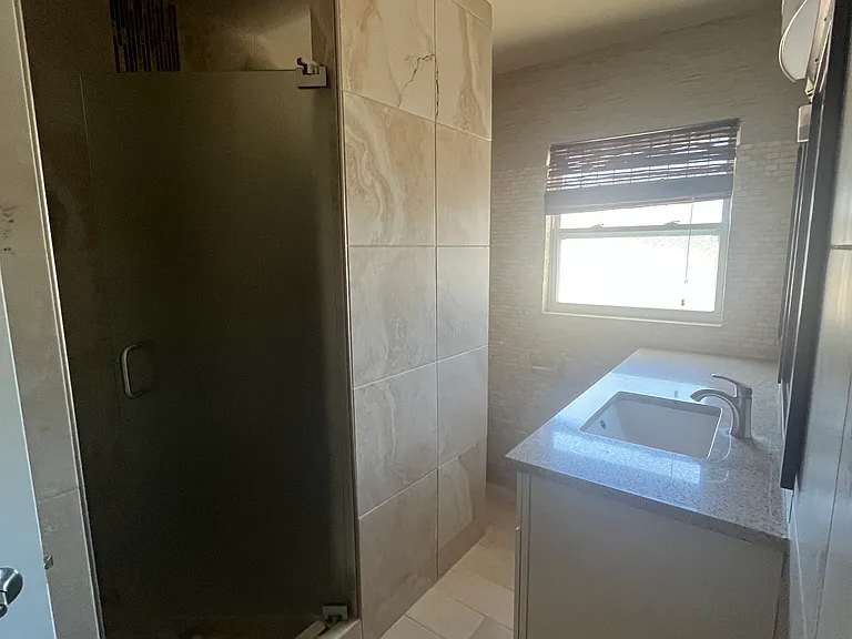 7039 Hibiscus Ave S — Photo 12
