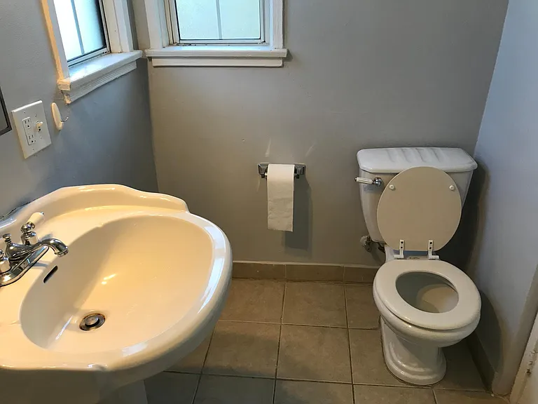 Guest Bathroom