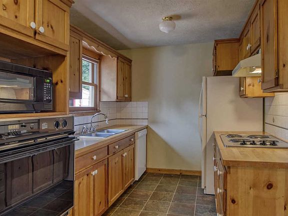5th image of 312 W Holland Ave