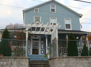 36 Dr Martin Luther King Jr Dr APT 1, Norwalk, CT 06854