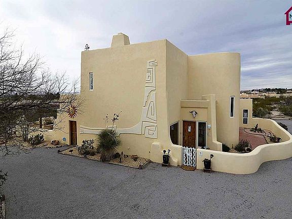 2nd image of 4481 Superstition Dr