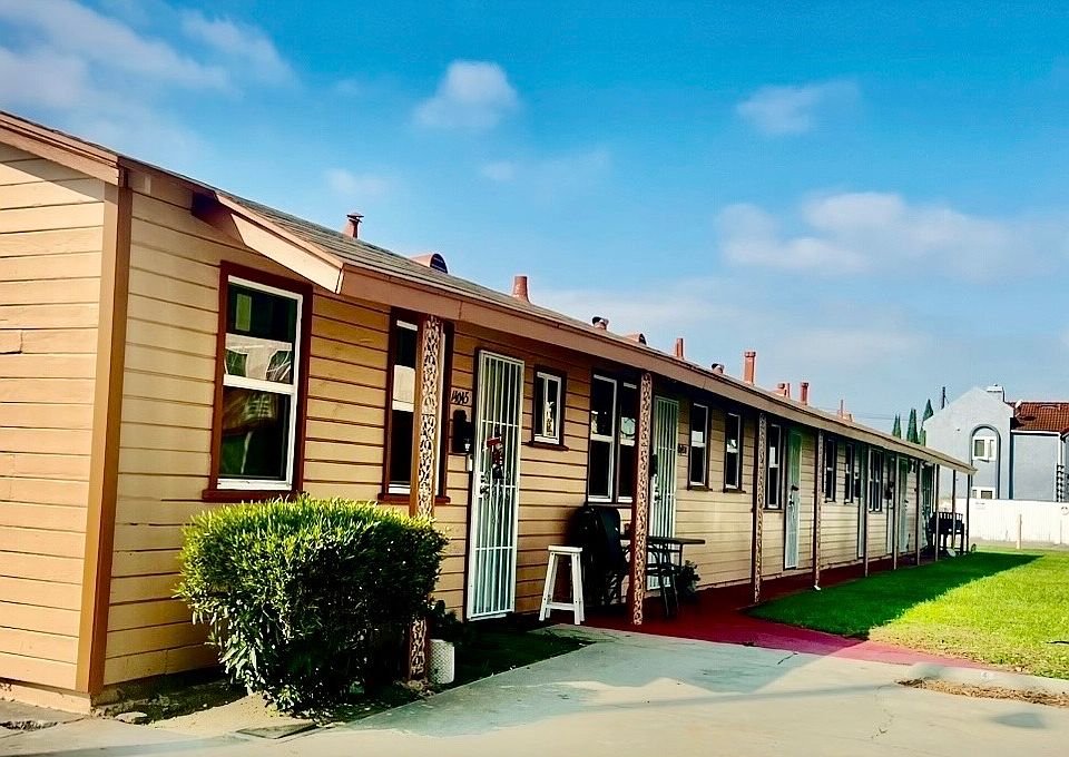 1st image of 14039 Paramount Blvd