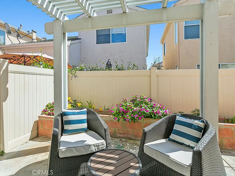 14870 Clementine Ct — Photo 21