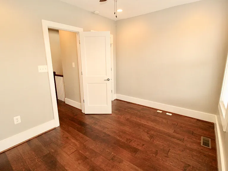3021 Sherman Ave NW — Photo 10