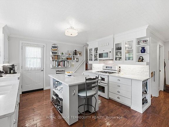 4th image of 37 Old Hastings Rd