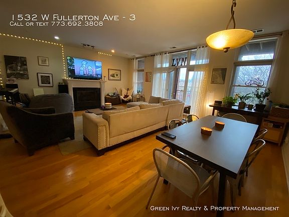 3rd image of 1532 W Fullerton Ave #3