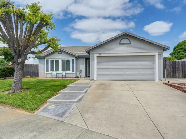 183 Dawn Cir, Galt, CA 95632