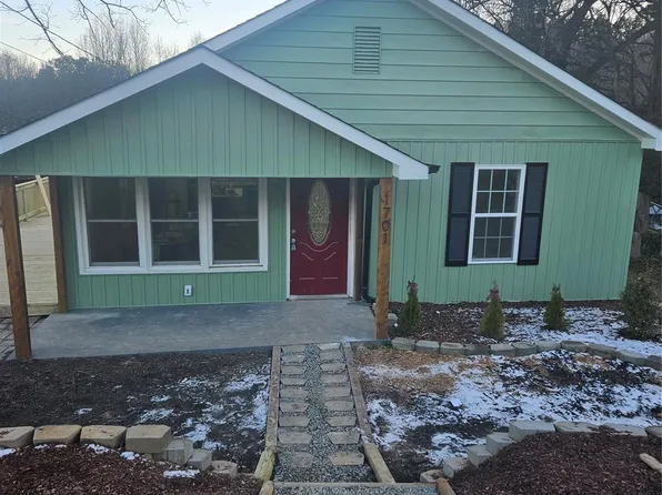 1701 Daniels St, Kannapolis, NC 28081