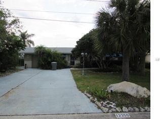 12350 7th St E, Treasure Island, FL 33706
