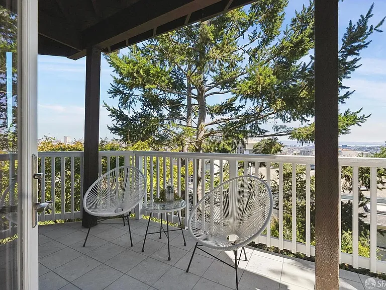 56 Divisadero St — Photo 9