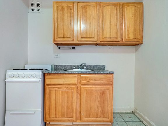 4th image of 42-25 80th St #3G