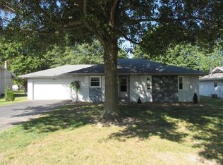 4429 S Meadowlark Dr, Springfield, MO 65810
