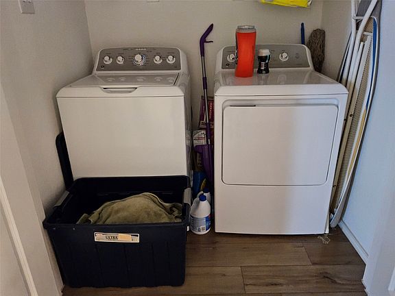 4th image of 5908 Nyquist Way