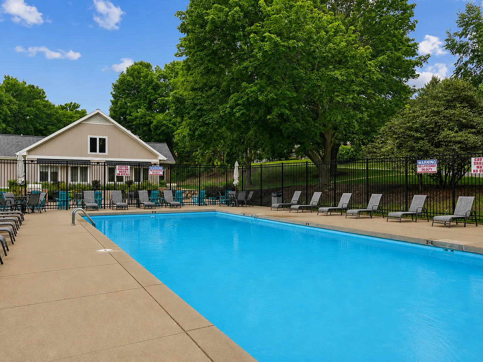 Country Meadows Apartments — Photo 2